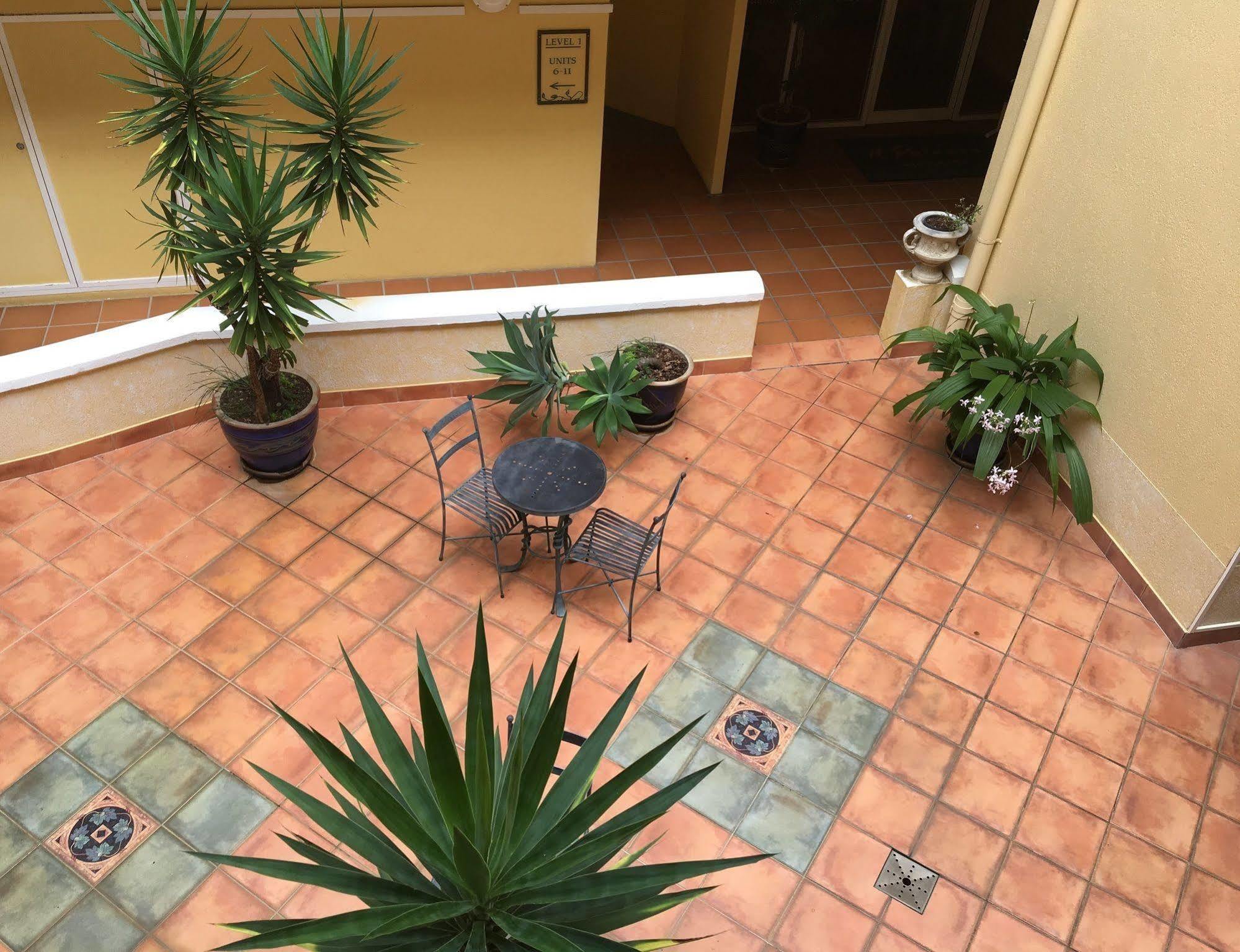 Il Palazzo Holiday Apartments Κερνς Εξωτερικό φωτογραφία
